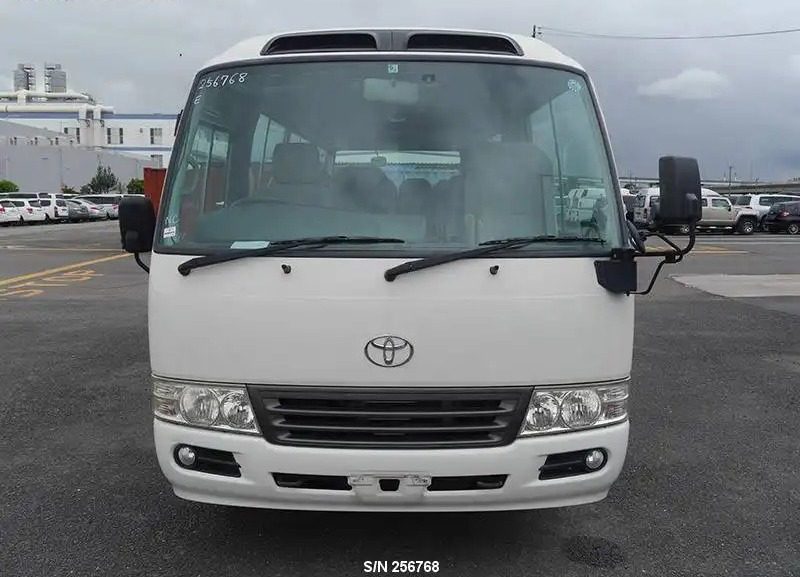 2015 Toyota Coaster photo 24