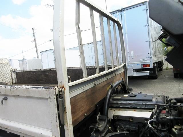 2000 Mitsubishi Fuso Canter photo 35