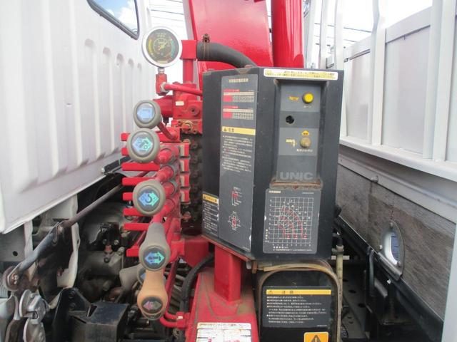2006 Mitsubishi Fuso Canter 4 photo 10