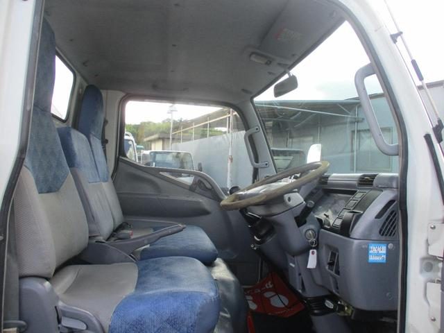 2006 Mitsubishi Fuso Canter 4 photo 13