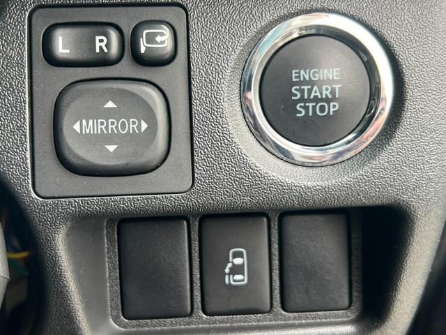 2017 Toyota Hiace photo 45