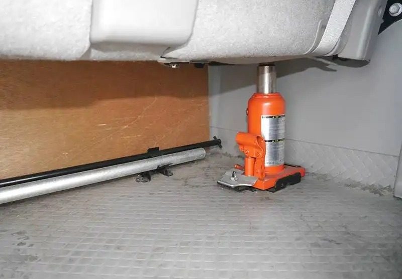 2015 Toyota Coaster photo 18