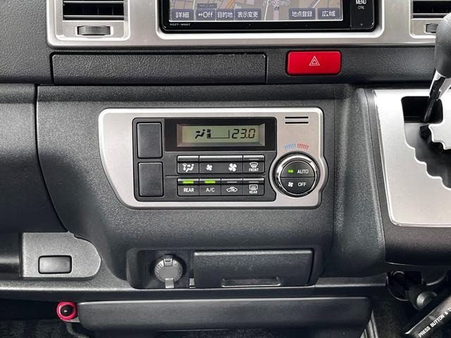 2016 Toyota Hiace photo 21