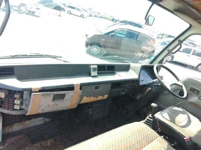 1992 Mitsubishi Canter photo 16