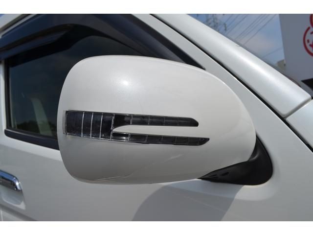 2017 Toyota Hiace photo 70