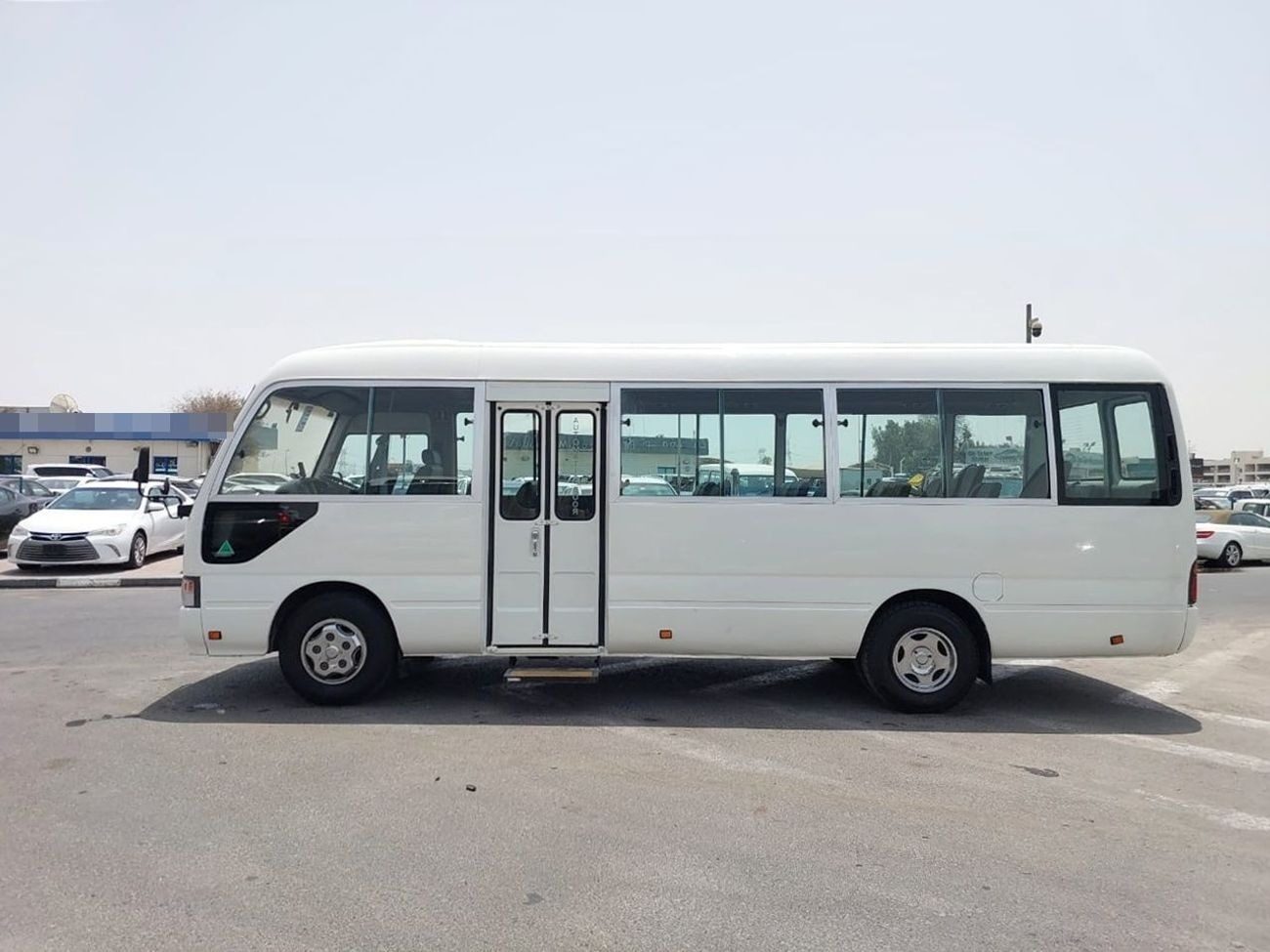 2000 Toyota Coaster photo 6