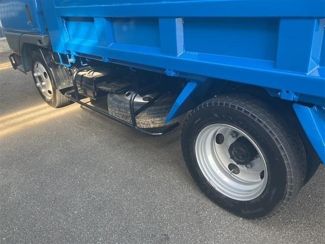 2001 Mitsubishi Fuso Canter Dump photo 18