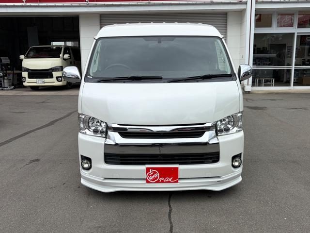 2017 Toyota Hiace photo 52