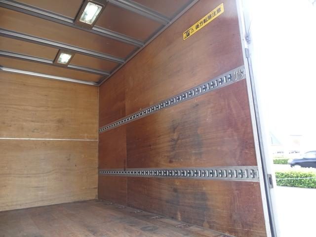 2006 Mitsubishi Fuso Canter photo 22