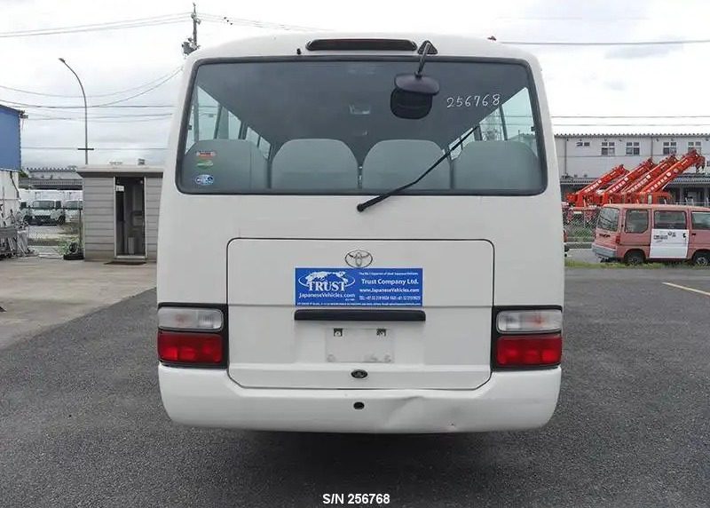 2015 Toyota Coaster photo 23