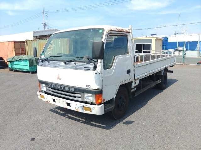 1992 Mitsubishi Canter photo 9