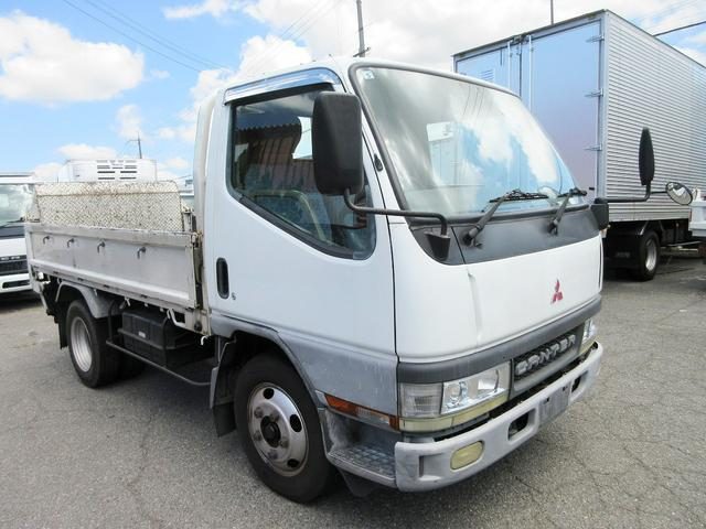 2000 Mitsubishi Fuso Canter photo 2