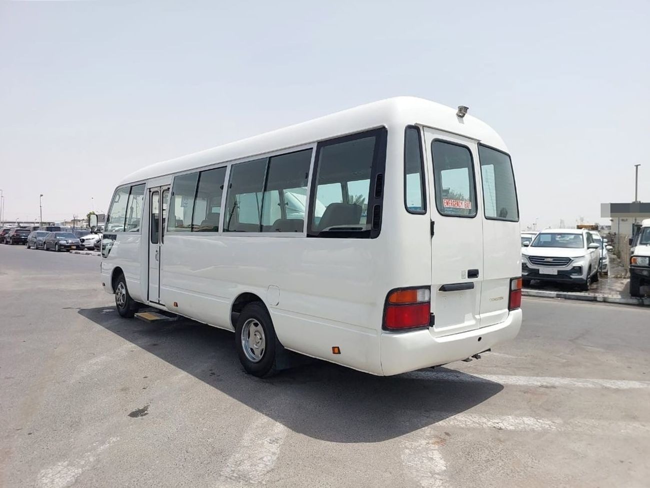 2000 Toyota Coaster photo 8