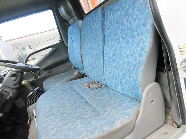 2000 Mitsubishi Fuso Canter photo 20
