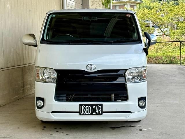 2015 Toyota Hiace