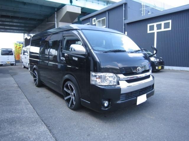2015 Toyota Hiace