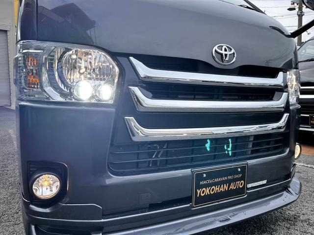 2016 Toyota Hiace photo 12