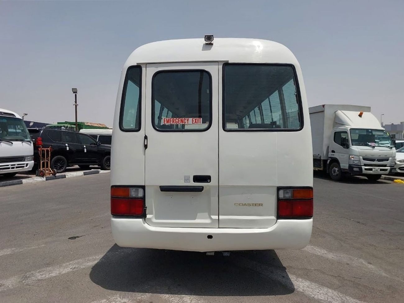 2000 Toyota Coaster photo 7