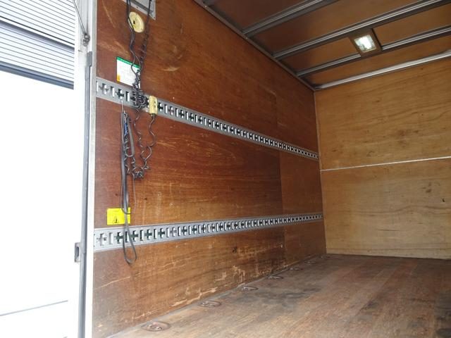 2006 Mitsubishi Fuso Canter photo 25