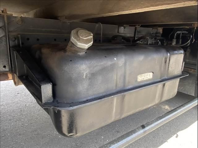 1991 Mitsubishi Fuso Canter photo 17