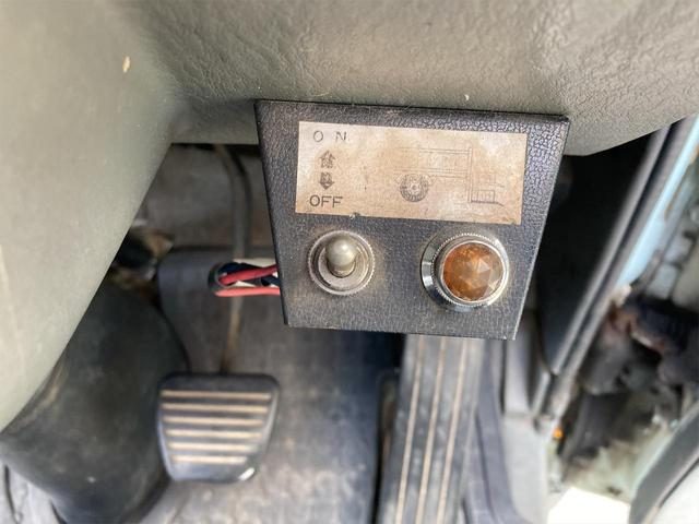 1995 Mitsubishi Fuso Canter photo 20