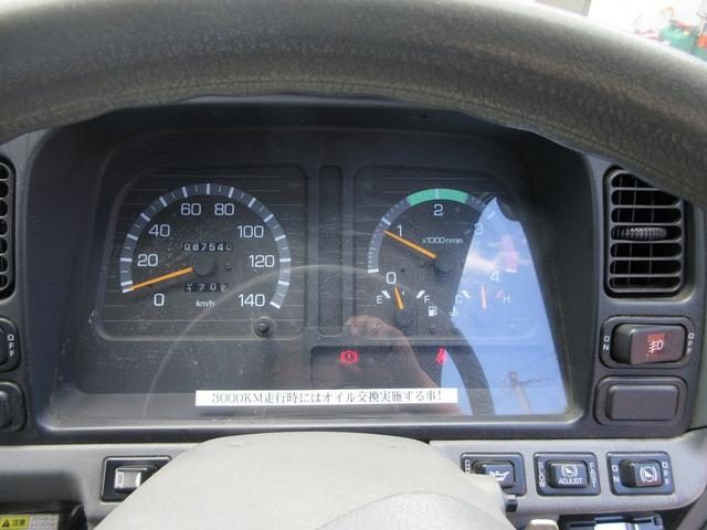 2000 Mitsubishi Fuso Canter photo 25