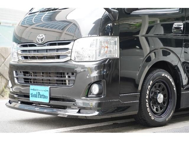 2011 Toyota Hiace
