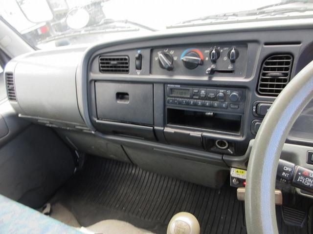 2000 Mitsubishi Fuso Canter photo 27