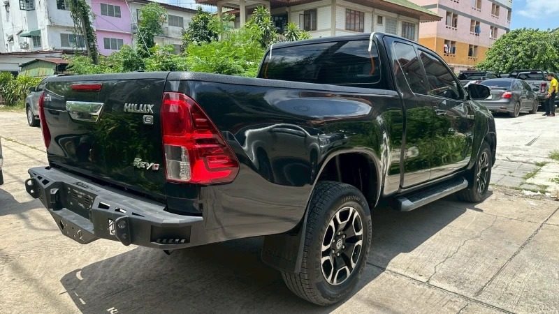 2018 Toyota Hilux photo 4