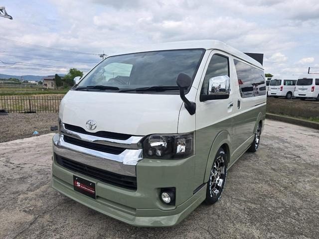 2015 Toyota Hiace